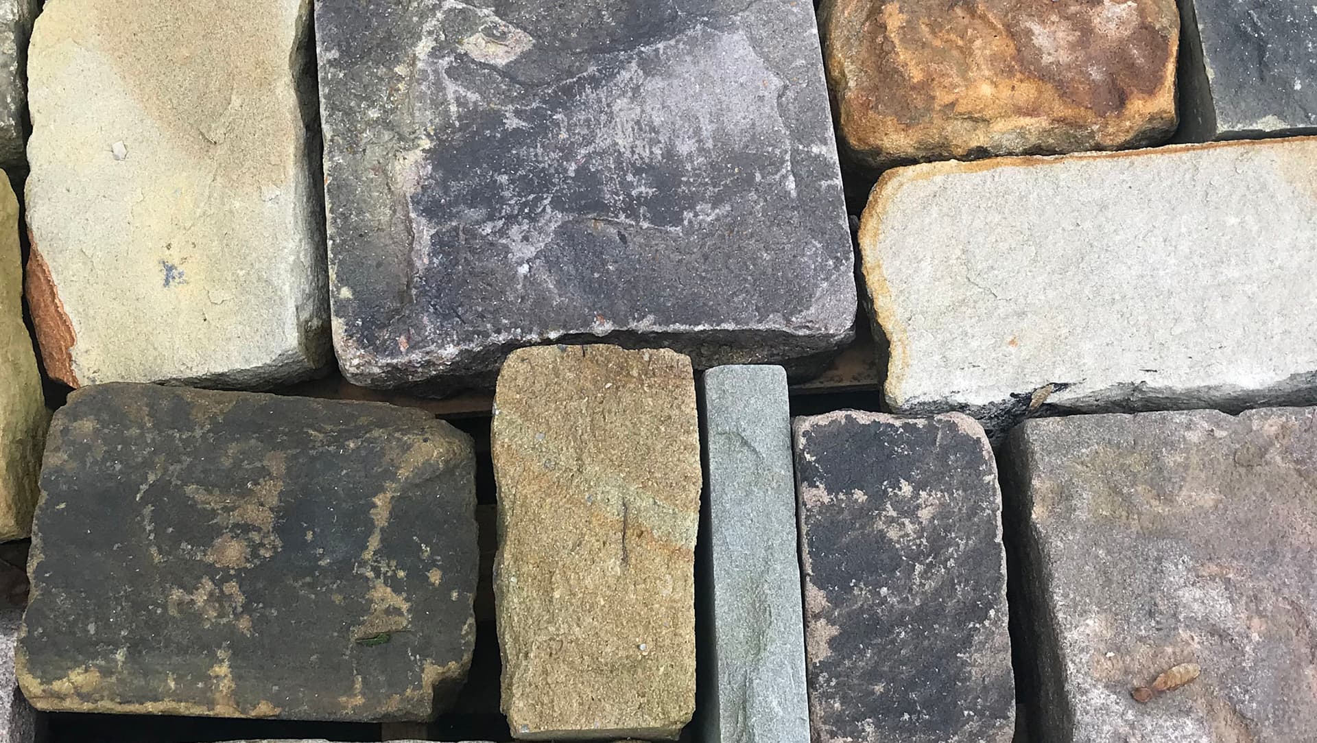 Limestone wall material